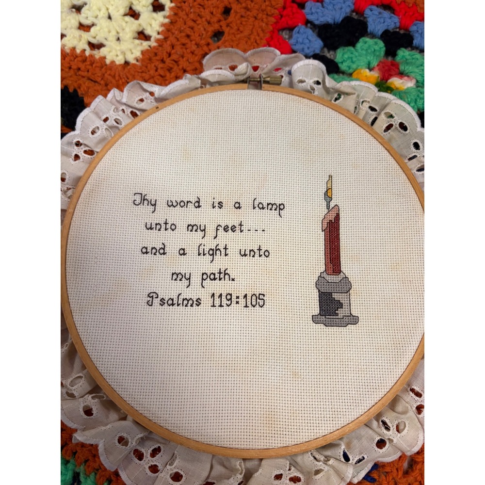 Vintage Religious Cross Stitch Wall Hanging Psalm 119:105 Eyelet Lace Hoop 8in